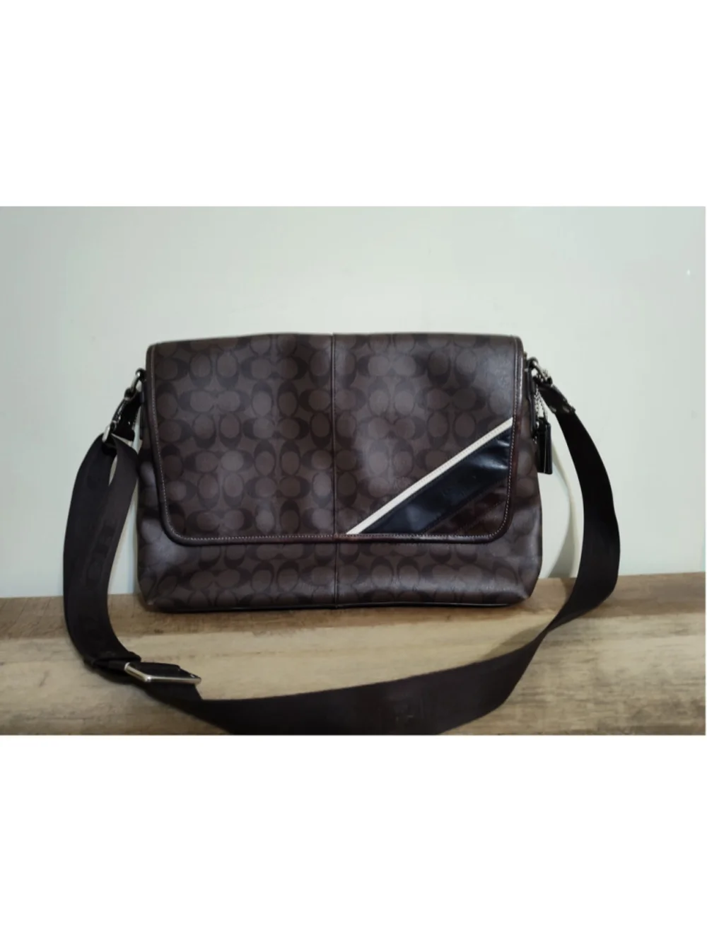 Unisex Coach Signature Messenger Bag One Size Brown and Black